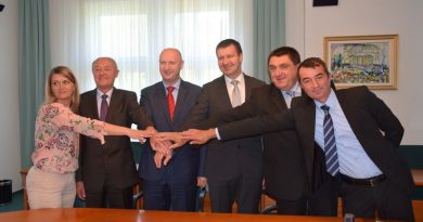 Podpisali dogovor o podpori projektu Vonarsko jezero (video) Podpisali dogovor o podpori projektu Vonarsko jezero (video)