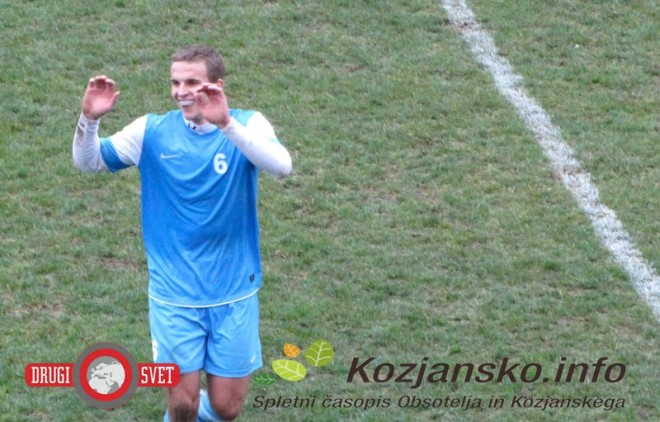 Žiga Vraničar je bil z golom in tremi asistencami najboljši posameznik na tekmi ziga vrancar