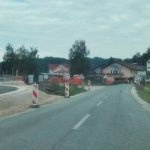 Od petka po cestah skozi Šentjur gneča še povečana: preko Voglajne s pomočjo semaforja
