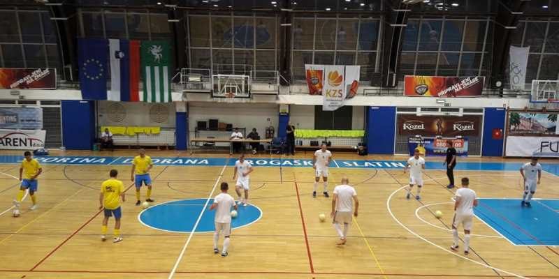 futsal_dobovec_tomaz_ogrevanje_2019_september