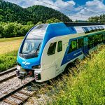 Po slovenskih železnicah prvič zapeljal dvonadstropni vlak. Nanj boste lahko sedli na Grobelnem (foto, video)