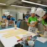 Na regijskem tekmovanju za 13. Zlato kuhalnico osnovni šoli s Kozjanskega in Obsotelja prejeli zlato priznanje (foto)