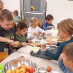 Kako so na šolah in vrtcih po Kozjanskem zajtrkovali v okviru Tradicionalnega slovenskega zajtrka