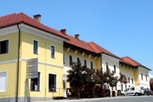 Obnovili bodo kulturni dom v Bistrici, a želijo si tudi prostorov bivše gostilne Šempeter