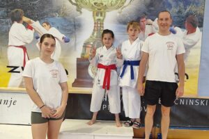 Karateisti zaključili sezono na Gorenjskem z medaljami
