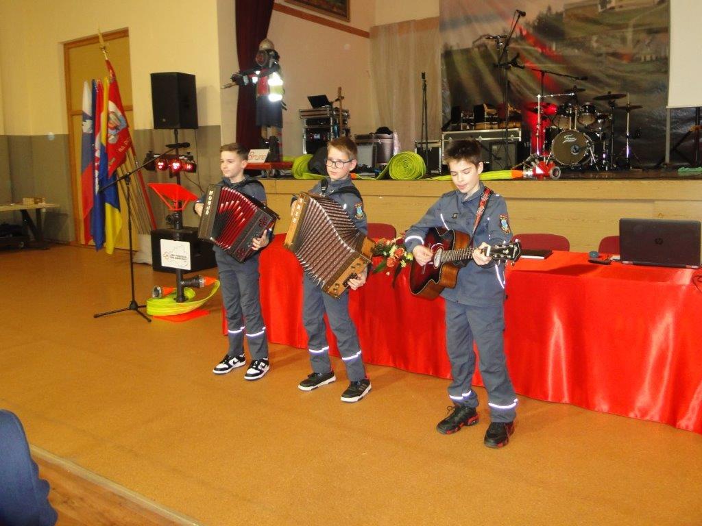 Občni zbor PGD Pristava pri Mestinju (Foto: arhiv PGD Pristava pri Mestinju)